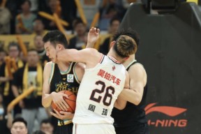 河南男篮客场告捷，坚定信心冲击季后赛的简单介绍