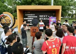 广厦主帅遭遇惨败，球迷纷纷哀叹的简单介绍